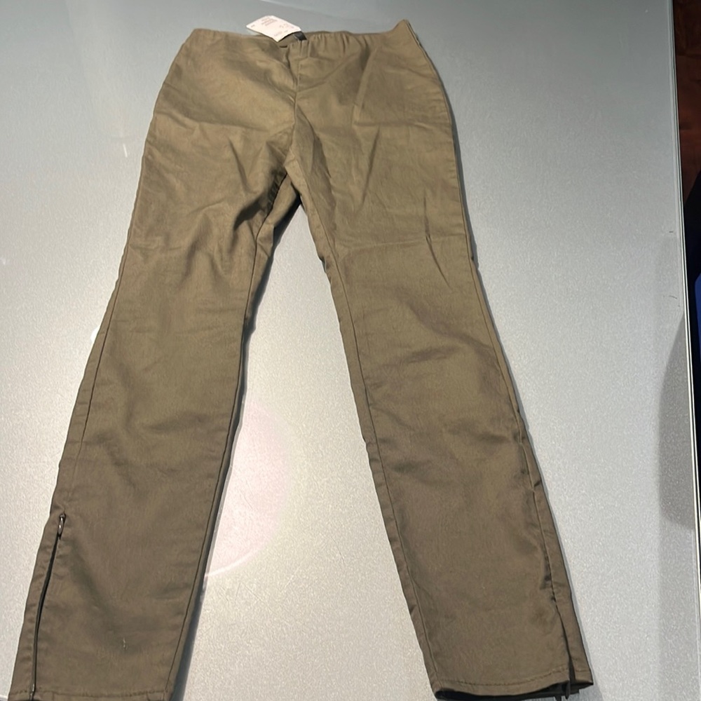 (NWT) NEW H&M navy dress pants